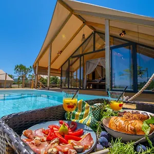 4* Camping Floria Glamping Garden